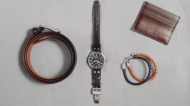 Santoni et IWC lance une ligne d'accessoires en cuir