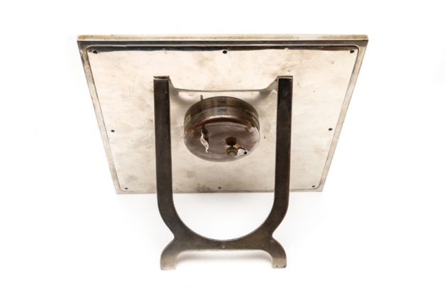 Old-time-heure : l'Art Déco sur votre bureau avec cette pendulette Omega Old-time-heure : l'Art Déco sur votre bureau avec cette pendulette Omega