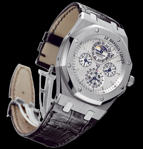 Audemars Piguet propose une Royal Oak dotée de l’équation du temps… Audemars Piguet propose une Royal Oak dotée de l’équation du temps…