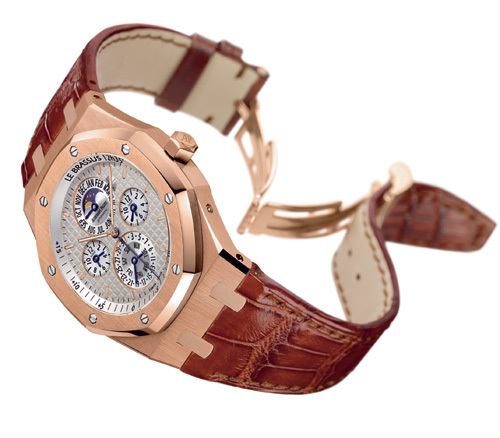 Audemars Piguet propose une Royal Oak dotée de l’équation du temps… Audemars Piguet propose une Royal Oak dotée de l’équation du temps…