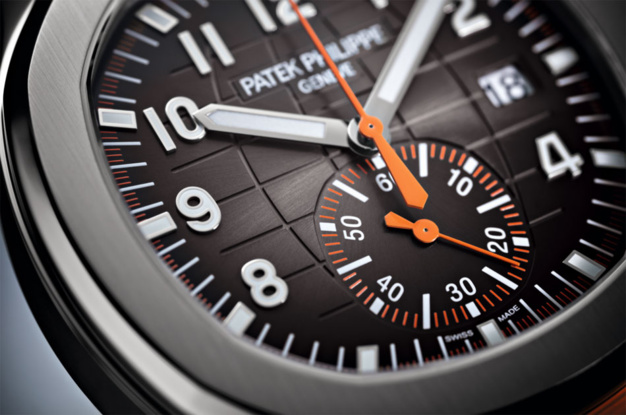 Patek Philippe Aquanaut Chronographe : orange is new black Patek Philippe Aquanaut Chronographe : orange is new black