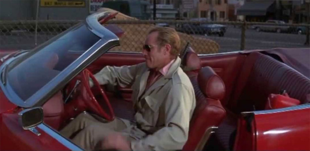 Le survivant : Charlton Heston porte une montre Omega en or
