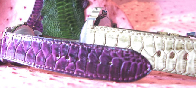bracelet violet : patte de dinde - bracelet beige : patte de dinde