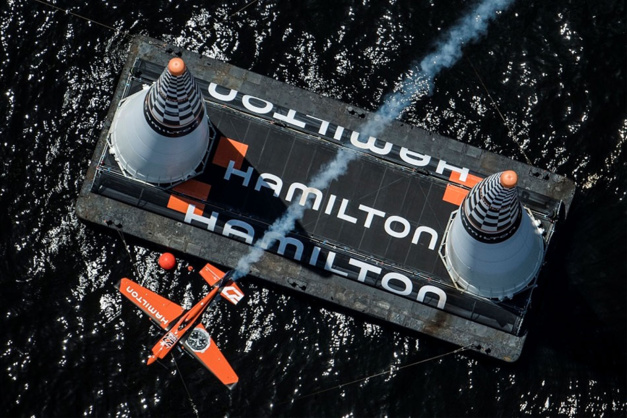Hamilton : chronométreur officiel du Red Bull Air Race World Championship