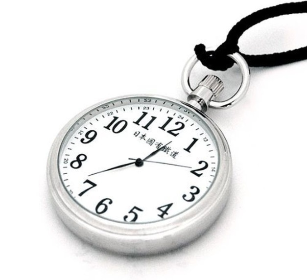 Des montres de poche Seiko dans les trains japonais Des montres de poche Seiko dans les trains japonais