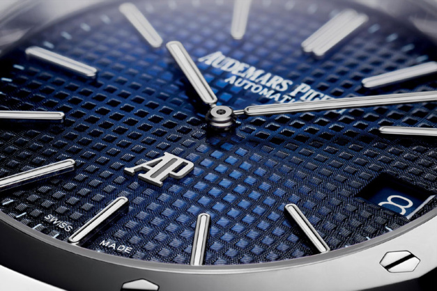 Royal Oak Audemars Piguet titane : en vent de légèreté souffle sur la 15202 Royal Oak Audemars Piguet titane : en vent de légèreté souffle sur la 15202