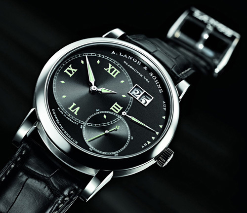 Grand Lange 1 « Luminous » : une Lange & Söhne rayonnante… De nuit comme de jour Grand Lange 1 « Luminous » : une Lange & Söhne rayonnante… De nuit comme de jour