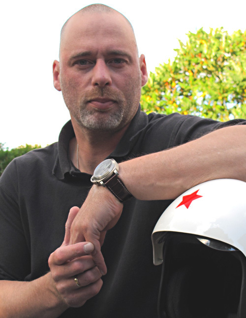 Portrait de Jacques-Olivier : quand il passe une montre à son poignet… Si le frisson est là, il peut se décider très vite Portrait de Jacques-Olivier : quand il passe une montre à son poignet… Si le frisson est là, il peut se décider très vite