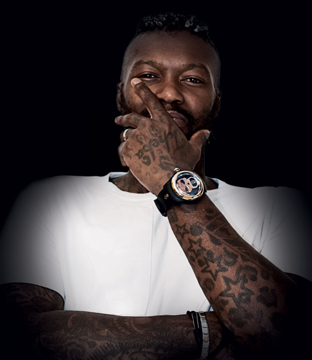 Djibril Cissé : une Corum Bubble 52 si Cissé ! Djibril Cissé : une Corum Bubble 52 si Cissé !