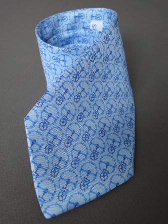 Cronovestis ou la chemise et la cravate des passionnés d’horlogerie Cronovestis ou la chemise et la cravate des passionnés d’horlogerie