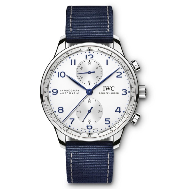 IWC : des bracelets textile bleu et gris pour l'été