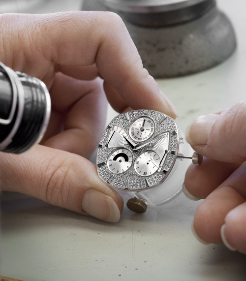 Piaget : la millionième montre est une Emperador Coussin Quantième Perpétuel sertie de diamants