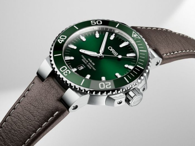 Oris Aquis Date : du brun et du vert Oris Aquis Date : du brun et du vert
