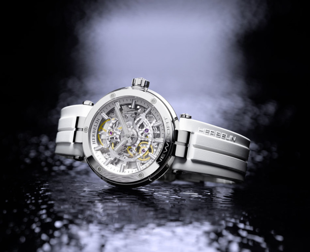 Michel Herbelin Newport Squelette Dame : montre horlogère et féminine à la fois Michel Herbelin Newport Squelette Dame : montre horlogère et féminine à la fois