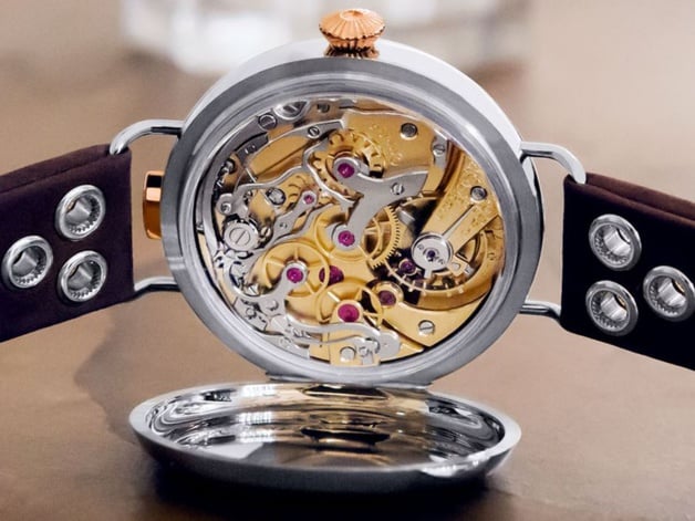 Omega : hommage rétro au premier chrono avec calibre d'époque ! Omega : hommage rétro au premier chrono avec calibre d'époque !