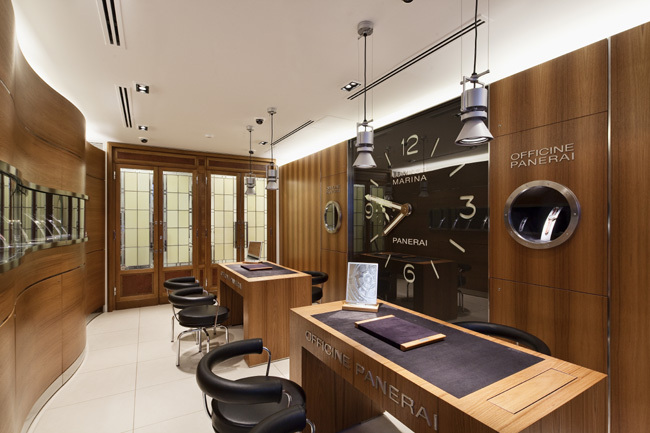 Officine Panerai ouvre une boutique exclusive à Paris