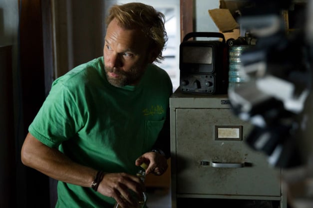 Bloodline : Norbert Leo Butz porte une Rolex Submariner en acier Bloodline : Norbert Leo Butz porte une Rolex Submariner en acier