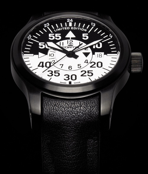 Fortis B-42 Flieger Black Cockpit GMT : Limited Edition 2012 : une montre lumineuse…