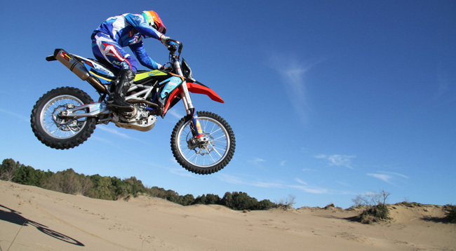 Rally Dakar 2011 : Vasilis Orfanos participe avec une Master Compressor Extreme World au poignet Rally Dakar 2011 : Vasilis Orfanos participe avec une Master Compressor Extreme World au poignet