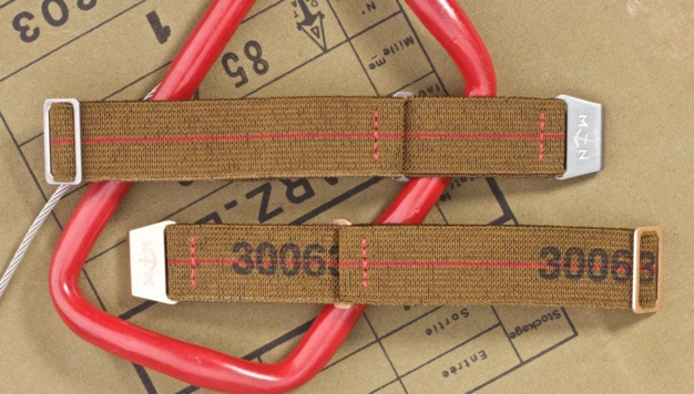 Sangles MN : un strap martial et viril Sangles MN : un strap martial et viril