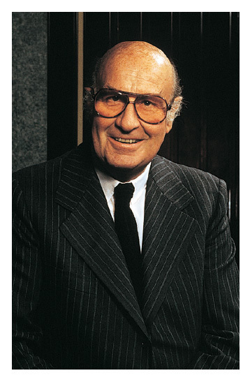 André J. Heiniger André J. Heiniger