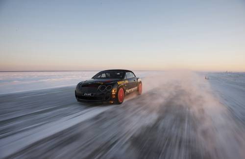 Breitling : une Bentley Supersports bat le record du monde de vitesse sur glace