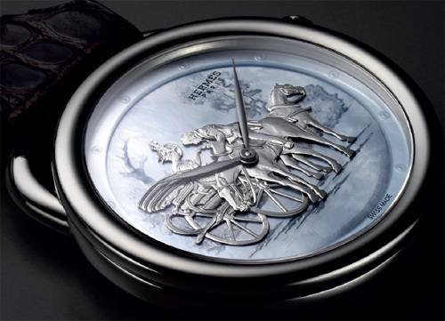 Arceau Pocket Promenade de Longchamp : pièce unique pour dandy Arceau Pocket Promenade de Longchamp : pièce unique pour dandy