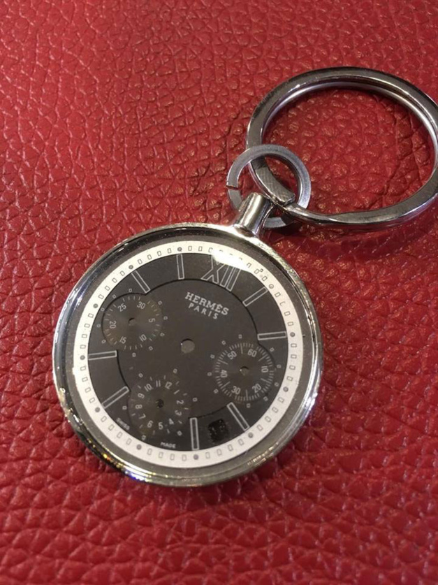 Misterchrono propose des porte-clefs dotés de véritables cadrans de montre