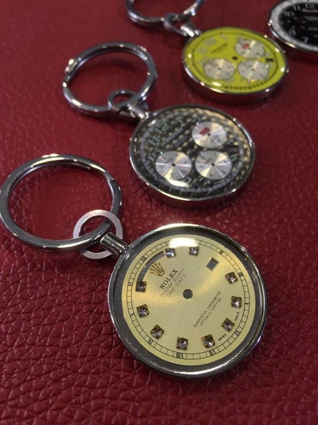 Misterchrono propose des porte-clefs dotés de véritables cadrans de montre Misterchrono propose des porte-clefs dotés de véritables cadrans de montre