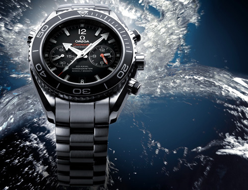 Omega poursuit le développement de la collection Planet Ocean : quatre nouveaux modèles