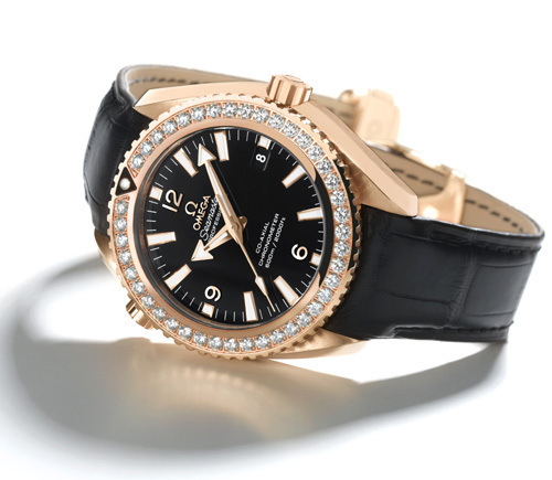 Omega poursuit le développement de la collection Planet Ocean : quatre nouveaux modèles Omega poursuit le développement de la collection Planet Ocean : quatre nouveaux modèles