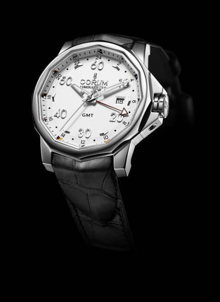 Corum : chronométreur officiel de la Bosphorus Cup en Turquie Corum : chronométreur officiel de la Bosphorus Cup en Turquie