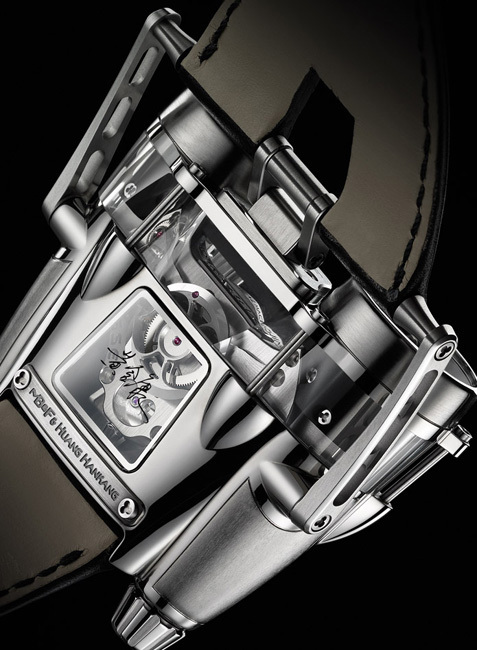 MB&F : une HM4 ornée d’un panda volant miniature pour Only Watch