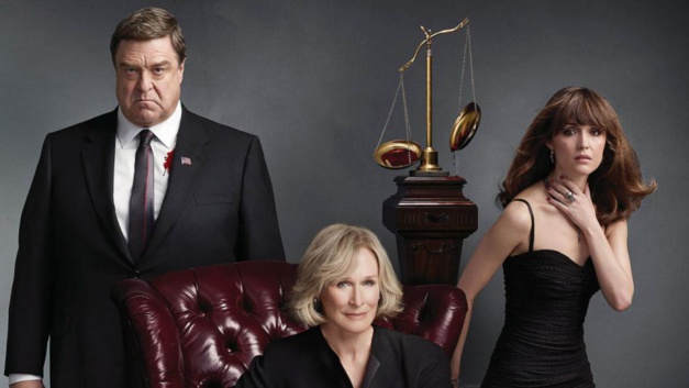 Damages : John Goodman porte un chrono Breitling Damages : John Goodman porte un chrono Breitling
