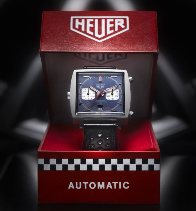 Heuer Monaco 1969 dans son coffret d'origine Heuer Monaco 1969 dans son coffret d'origine
