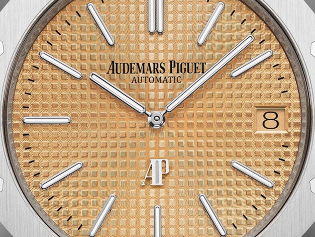 Audemars Piguet Royal Oak Jumbo or gris 15202BC.OO.1240BC.01 Audemars Piguet Royal Oak Jumbo or gris 15202BC.OO.1240BC.01