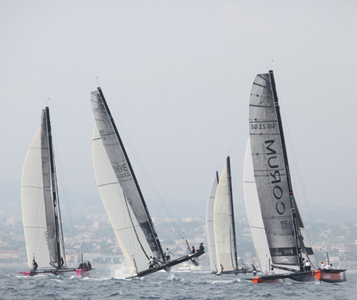 Vulcain Trophy : victoire de Desjoyaux… récompensé par une Vulcain Nautical spécialement conçue pour l’évènement