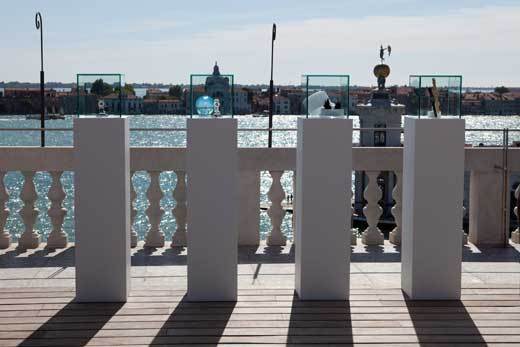 Swatch : Jean-Michel Othoniel réalise deux montres pour la collection Swatch & Art Swatch : Jean-Michel Othoniel réalise deux montres pour la collection Swatch & Art