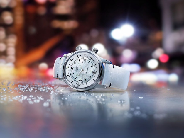 The Longines Legend Diver 36mm avec cadran nacre The Longines Legend Diver 36mm avec cadran nacre