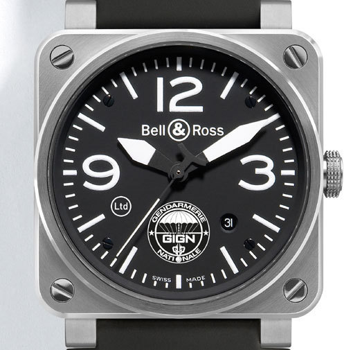 Bell & Ross réalise une série limitée de BR 03-92 destinée aux hommes du GIGN