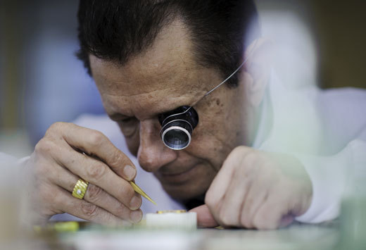 L’horloger Dominique Loiseau rejoint la manufacture Girard-Perregaux L’horloger Dominique Loiseau rejoint la manufacture Girard-Perregaux