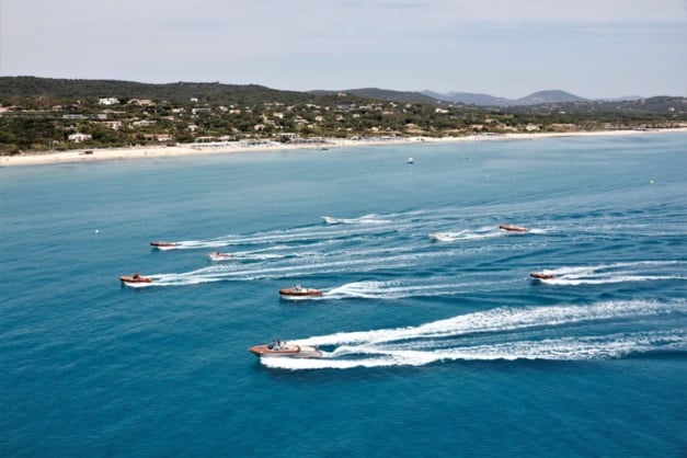 Frédérique Constant Runabout French Riviera 2019 Frédérique Constant Runabout French Riviera 2019
