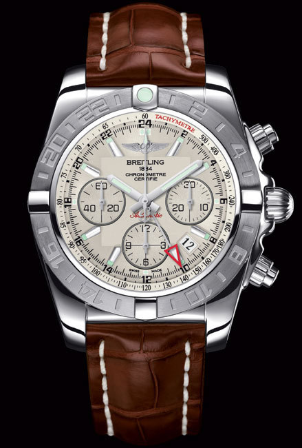 Breitling Chronomat 44 GMT : 44 mm, nouveau diamètre Breitling Chronomat 44 GMT : 44 mm, nouveau diamètre