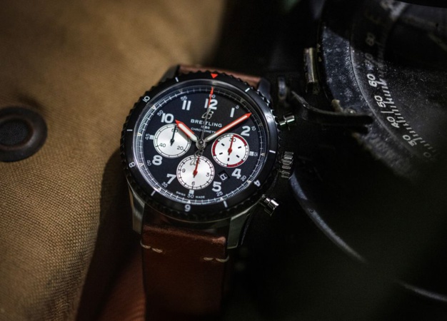 Breitling Aviator 8 Mosquito Breitling Aviator 8 Mosquito