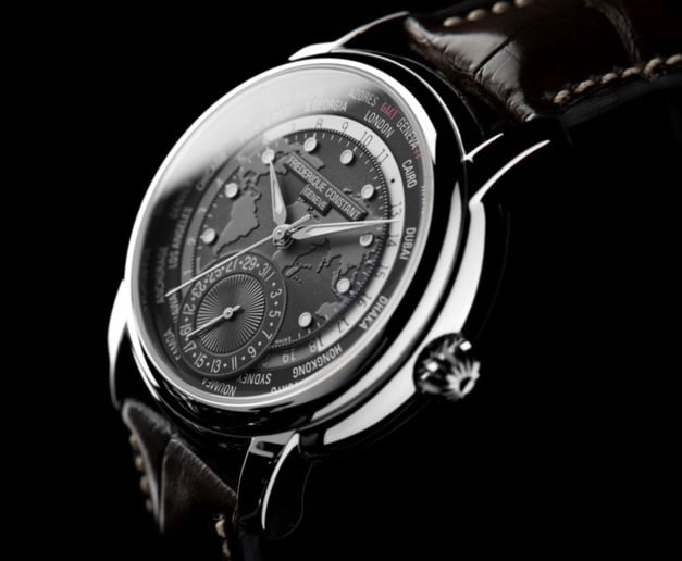 Frédérique Constant Manufacture Worldtimer : le monde en gris Frédérique Constant Manufacture Worldtimer : le monde en gris