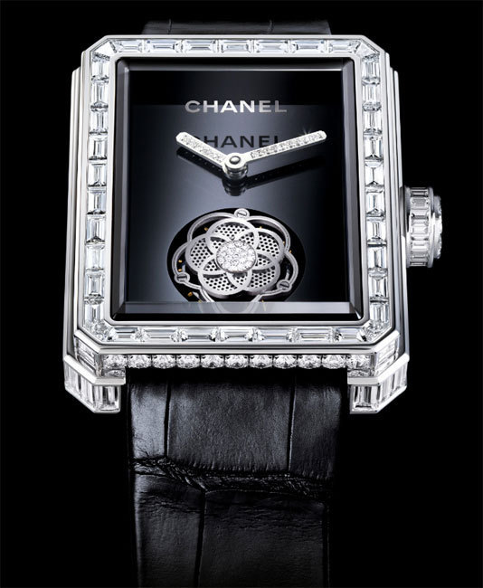 Chanel Première Tourbillon volant stylisé en camélia et diamants