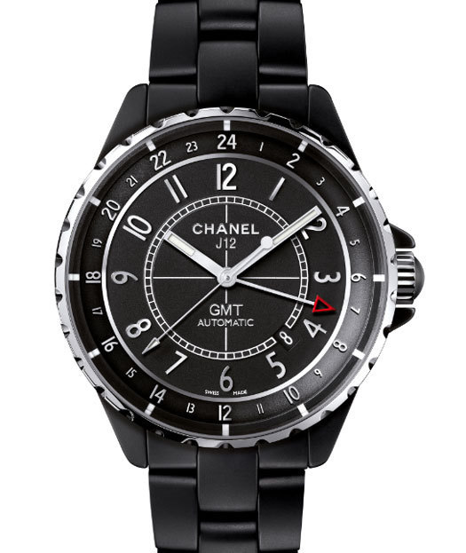 Chanel J12 GMT 41 mm en céramique noire mate Chanel J12 GMT 41 mm en céramique noire mate