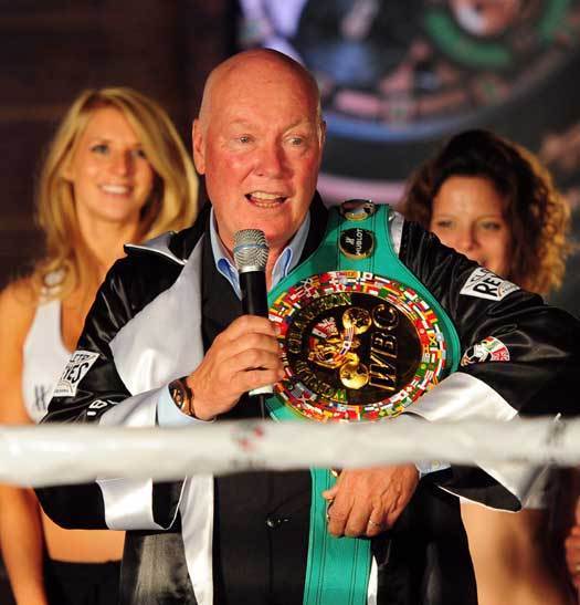 Hublot : douze montres commémorant les plus grands boxeurs du monde mises aux enchères pour une œuvre caritative Hublot : douze montres commémorant les plus grands boxeurs du monde mises aux enchères pour une œuvre caritative