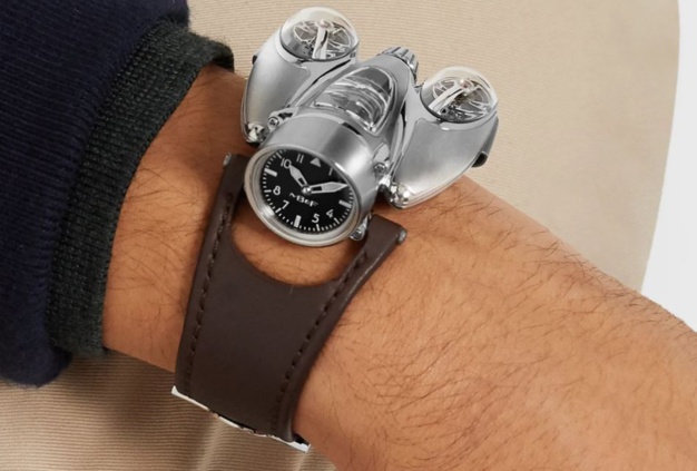 MB&F arrive chez Mr Porter