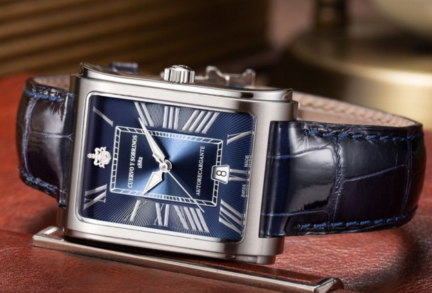 Prominente Clasico Cuervo y Sobrinos Prominente Clasico Cuervo y Sobrinos